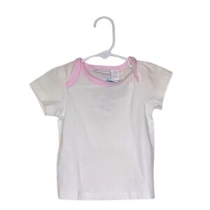 FIRST IMPRESSIONS‎ girls white tee 6-9 M
